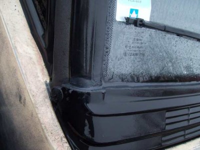 Espace_Fuite-eau-parebrise_1gauche.jpg