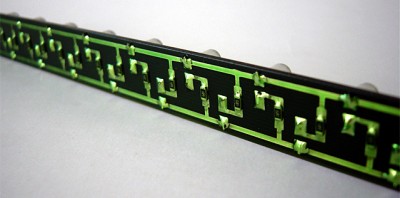 Sans titre-3.jpg (245.57 Kio) Vu 7865 fois Et voici l'arrière du circuit