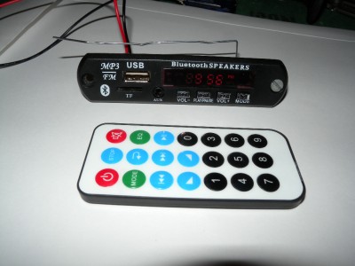 BT 12v.JPG (27.03 Kio) Vu 16063 fois Module BT, SD, USB, FM