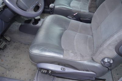 DSC_0025.JPG (81.3 Kio) Vu 4318 fois Siège réparé