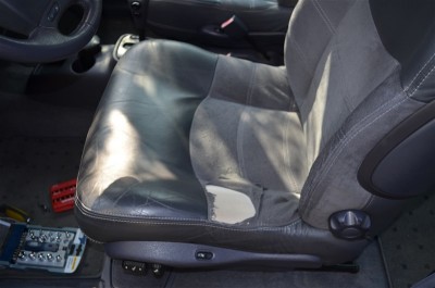 DSC_0993.JPG (64.86 Kio) Vu 4318 fois Siège déchiré