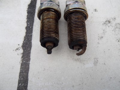 IMGP4911.JPG (908.49 Kio) Vu 6101 fois L'état des bougies....