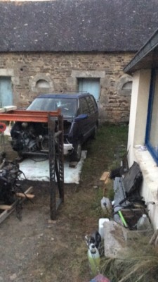 EFBU5489.JPG (78.6 Kio) Vu 11473 fois le N1 sortis posé sur son ski