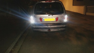 Feux de recul haut et bas.jpg (2.15 Mio) Vu 6057 fois Feux de recul sur haut et bas