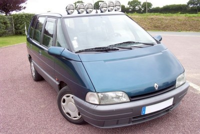 E II avec kit xenon 200w.jpg