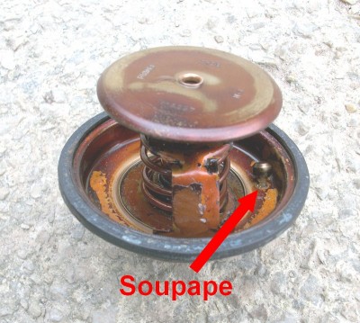 Calorstat + soupape 1.jpg