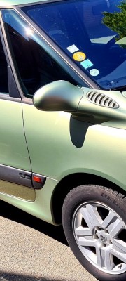 Screenshot_20211231-120128_Gallery.jpg (110.13 Kio) Vu 4882 fois V6 24v à droite