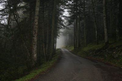 Il fait très vite sombre