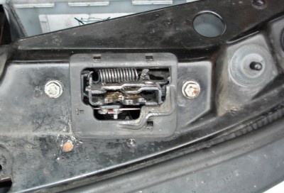 Latch in situ.JPG