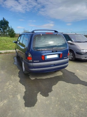 20250319_144735.jpg (131.65 Kio) Vu 1511 fois Petite nouveauté sur la vitre arrière