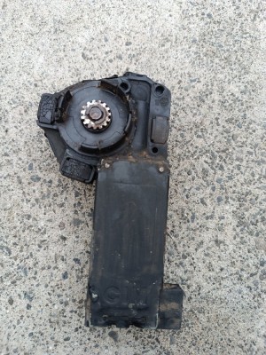 moteur lève vitre espace II (1).jpg
