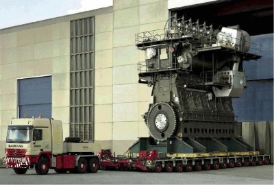 Avantage : il n'y a pas de limite physique à la taille d'un moteur diesel.