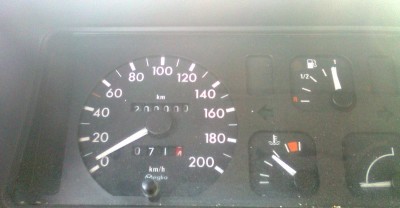 Compteur Espace 2.2i 200000Km 28-10-2011bis.jpg