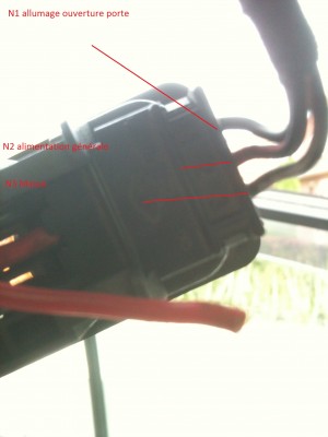 repiquage lampe porte.JPG (557.84 Kio) Vu 3985 fois Repiquage sur lampe
