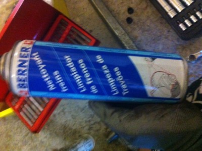 FA07.JPG (411.81 Kio) Vu 17614 fois du nettoyant frein!! (très pratique ce truc là!!! Certaines Vanne EGR et des carbu sont nickels!!)