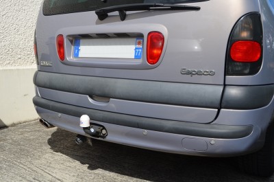 V6_3.JPG (28.7 Kio) Vu 7627 fois Attelage mais j'ai retiré la boule rapidement !