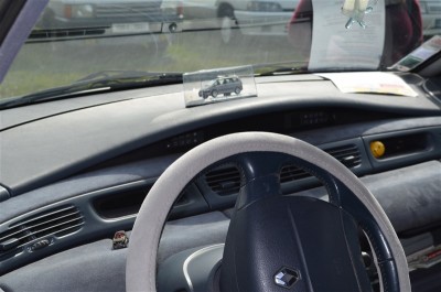 DSC_0279 (2).JPG (83.46 Kio) Vu 11495 fois Et Did sont intérieur Alcantara, volant compris !