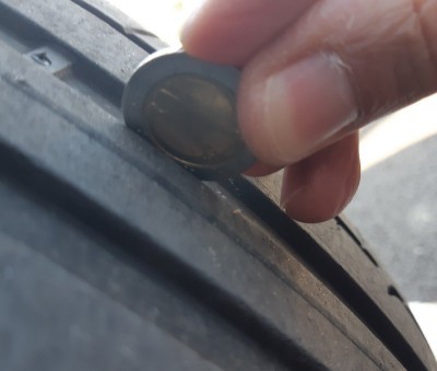 Renault-Espace_V-usure01.jpg (64.6 Kio) Vu 11644 fois Renault Espace V usure pneumatiques