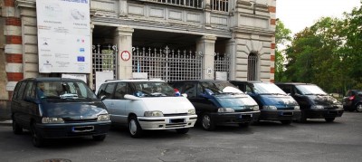 espace 2  devant l'usine Matra