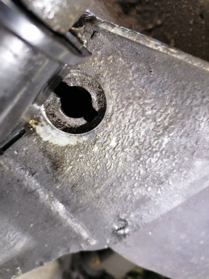 IMG_20220506_192521.jpg (201.58 Kio) Vu 1653 fois Écrou cage dégagé