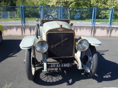 Hispano Suiza Alfonso XIII.JPG (293.39 Kio) Vu 7527 fois Une invitée de marque, propriété d'un Ancien de l'Usine