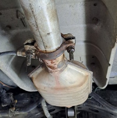 2026-02-25_14-59 silencieux Rac Cote moteur.jpg