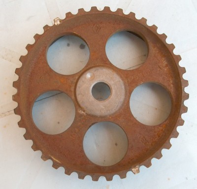 Poulie F3R.jpg (149.5 Kio) Vu 5801 fois Poulie de 2.0i 8s
